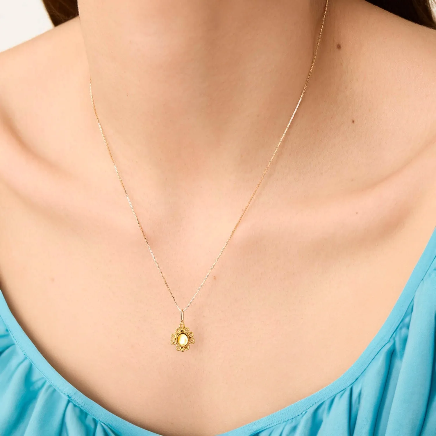 14K Gold Baby Box Chain Necklace (20 inches)