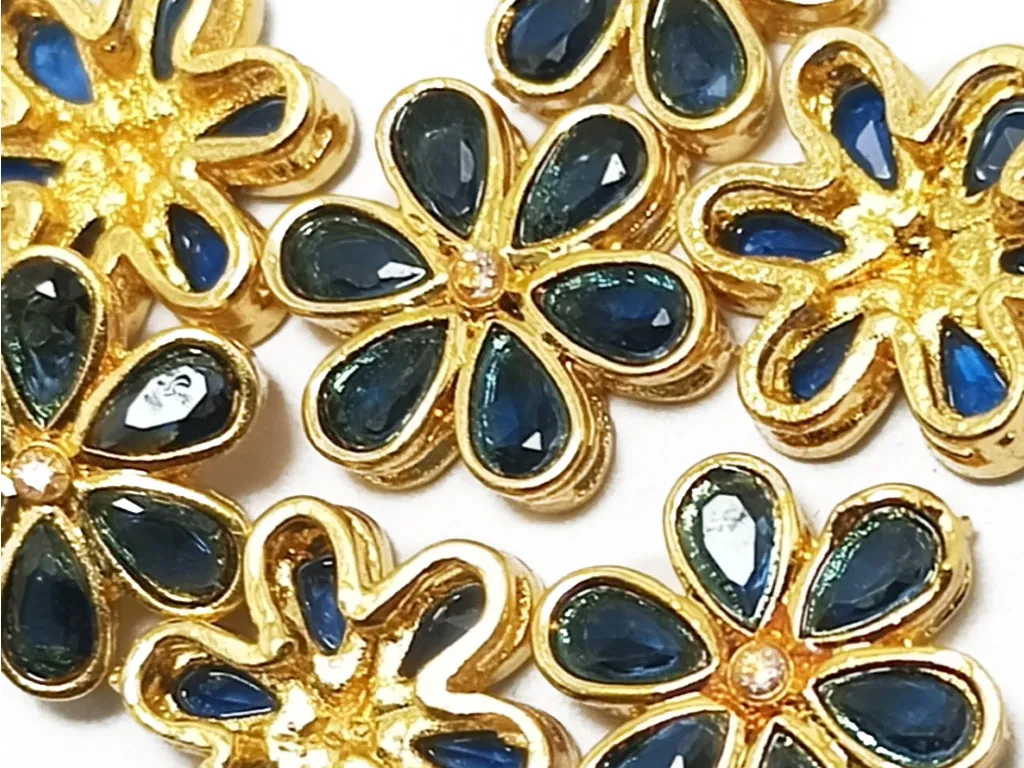 Black & Golden Flower Shaped Kundan Stones