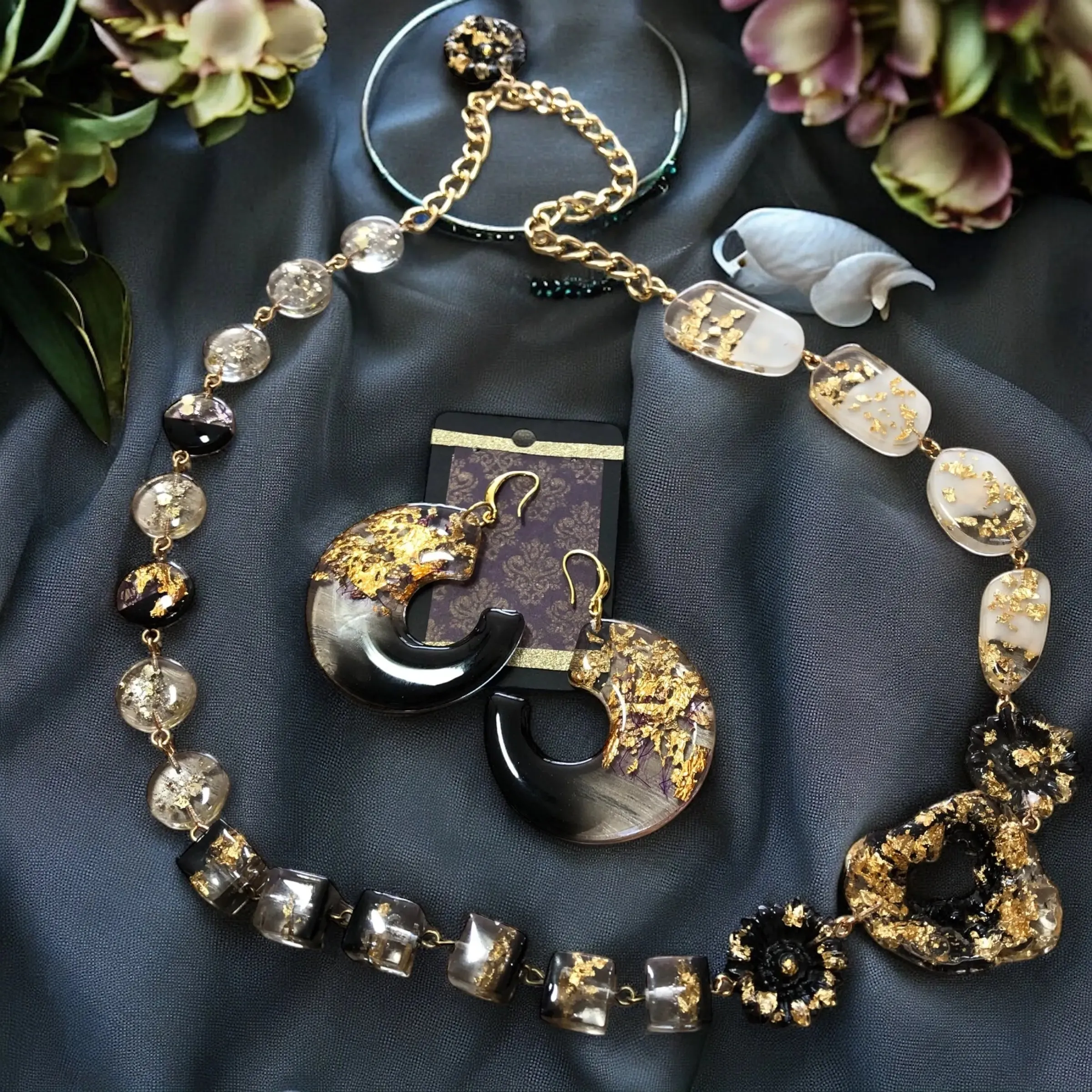 Black Luxx C-shaped Set