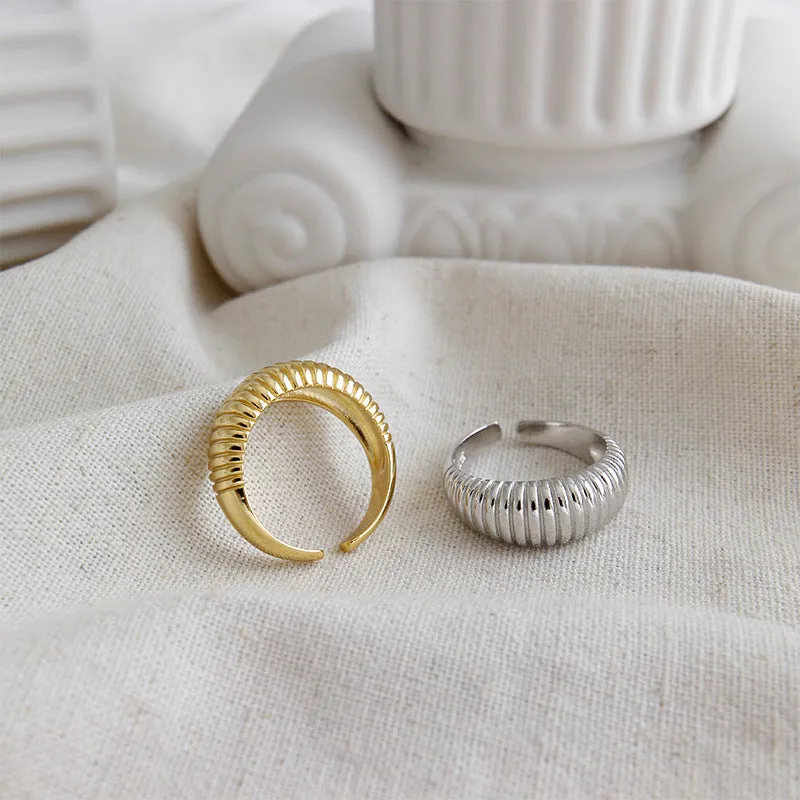 Cassandra Ring