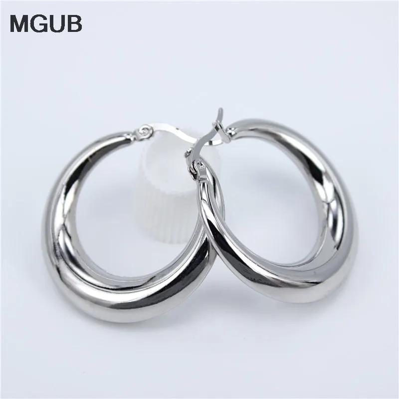 CASUAL ELEGANT BIG WHOOP EARINGS
