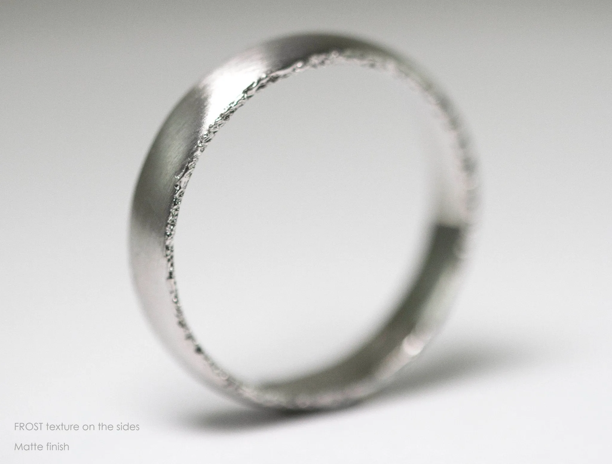 Classic Wedding Rings White