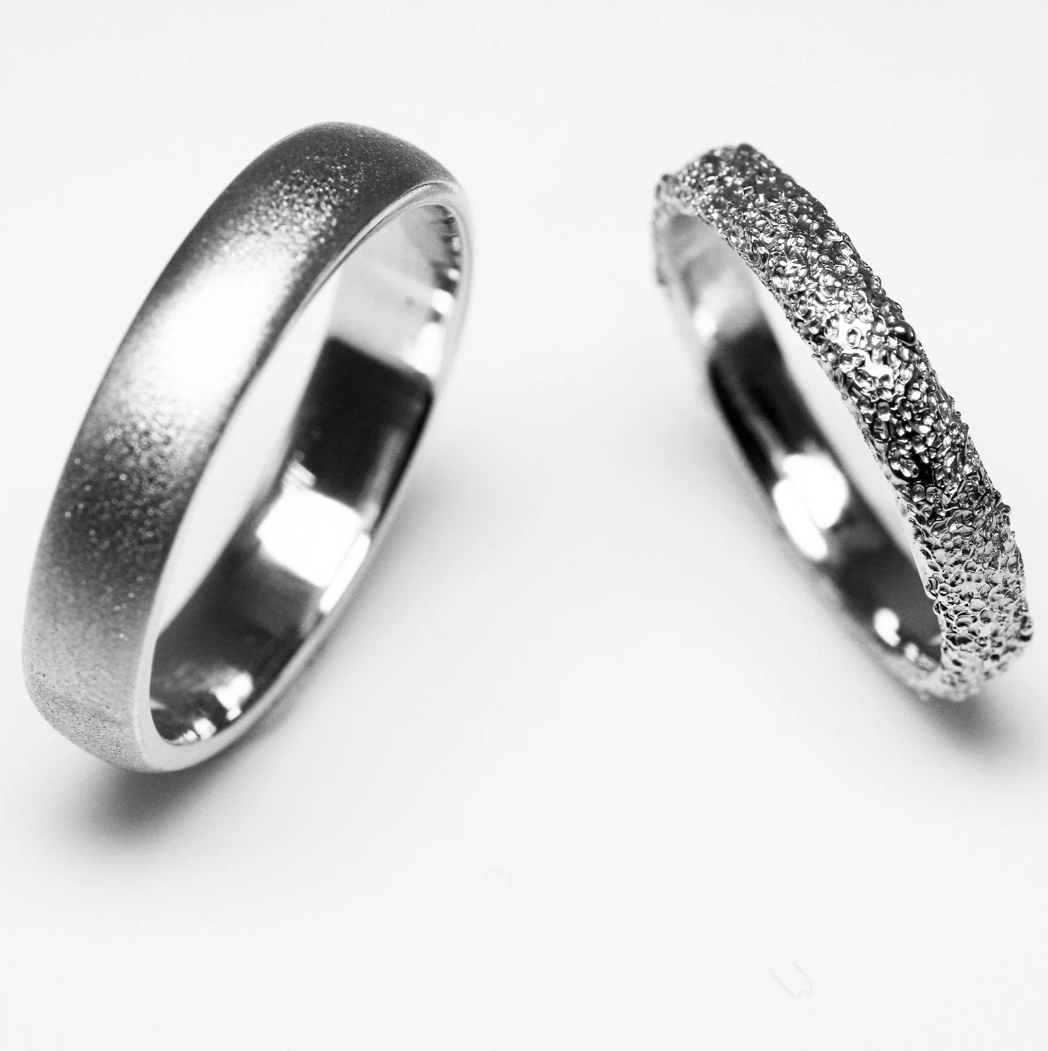 Classic Wedding Rings White