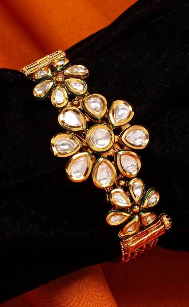 Designer Gold Plated Royal Kundan Openable Bracelet (Design 109)