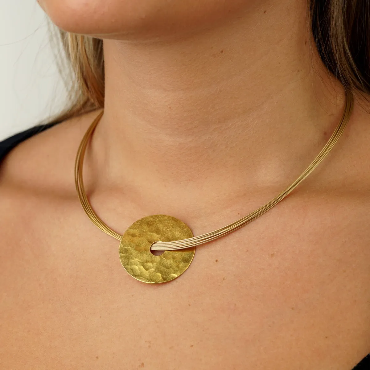 Dinh Van Disc Pendant Yellow Gold Choker Necklace