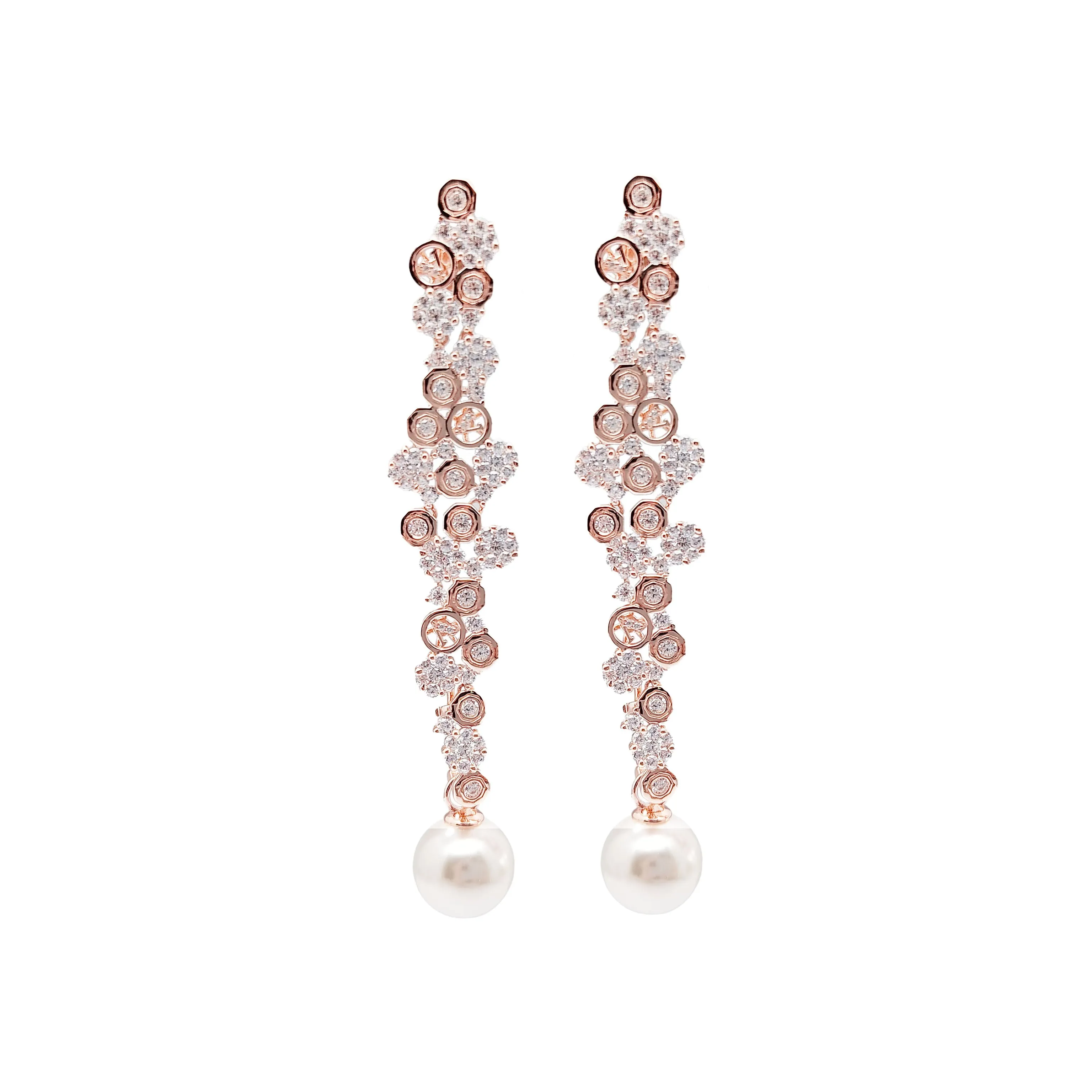 Elegant Affinity - Short Pearl Dangles
