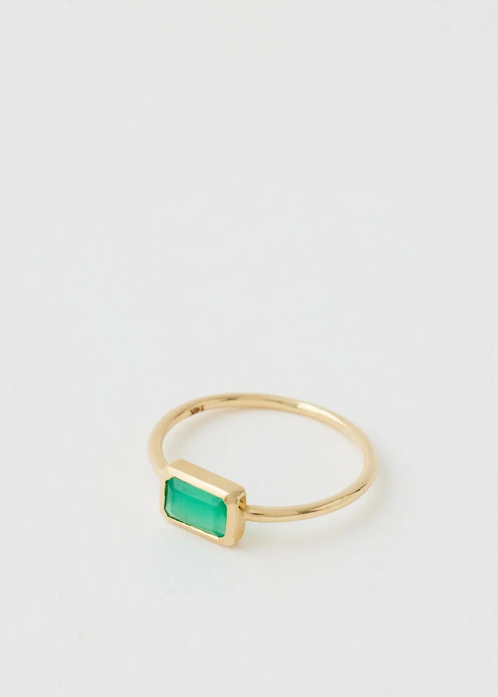 Emerald Cut Bezel Ring V.I