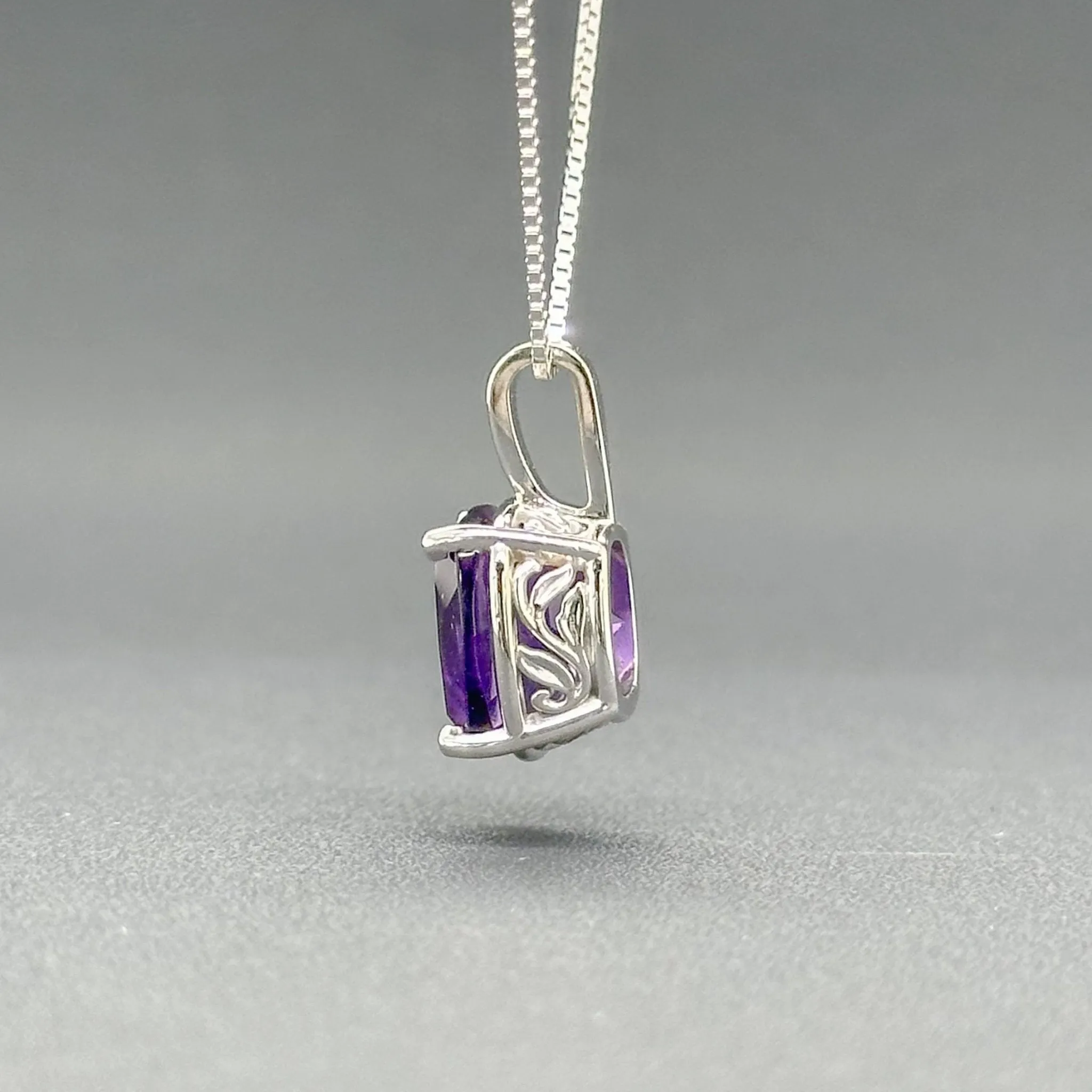 Estate 14K W Gold 4.30ct Amethyst Pendant