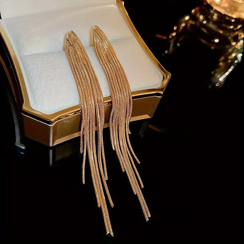 Gold Chain Tassel Earrings – Elegant Dangling Jewelry