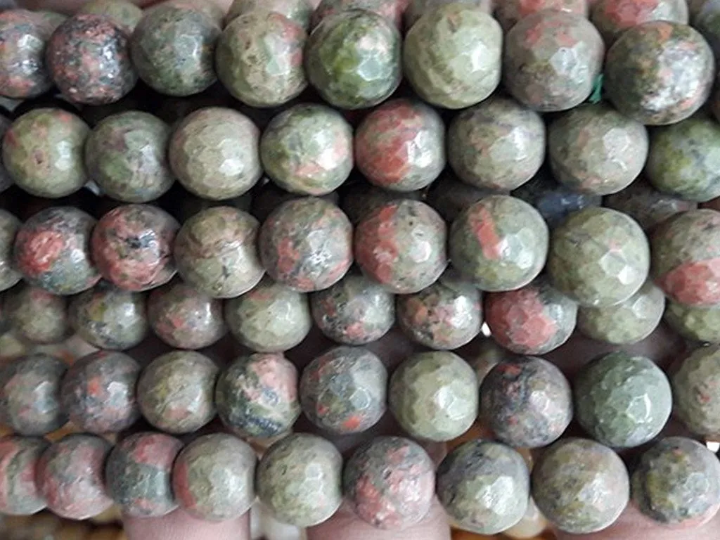 Green Red Circular Semi Precious Agate Stones