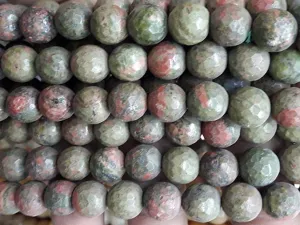 Green Red Circular Semi Precious Agate Stones