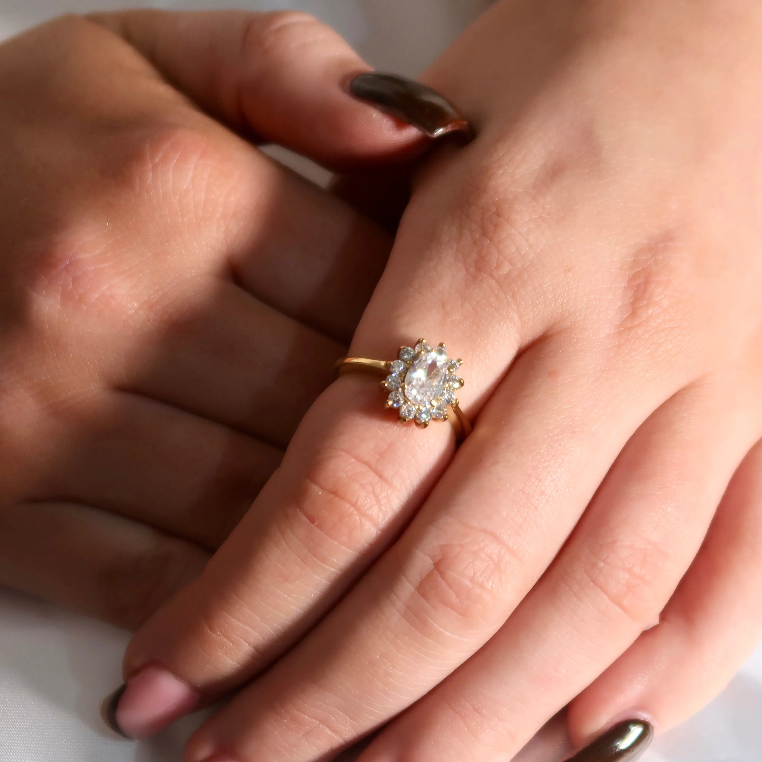 Ivy Gold Stainless Steel 18K Gold-Plated Oval Gem Zircon Ring