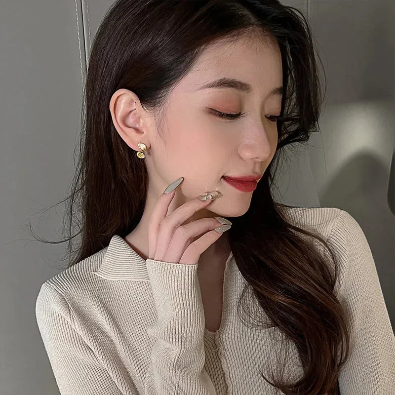 Korean New Design Fashion Jewelry 14K Gold Plated Letter S Zircon Delicate Earrings for Elegant Women's Daily Work