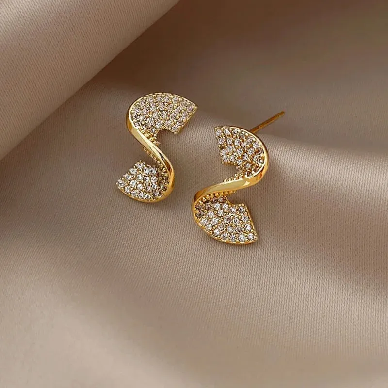 Korean New Design Fashion Jewelry 14K Gold Plated Letter S Zircon Delicate Earrings for Elegant Women's Daily Work