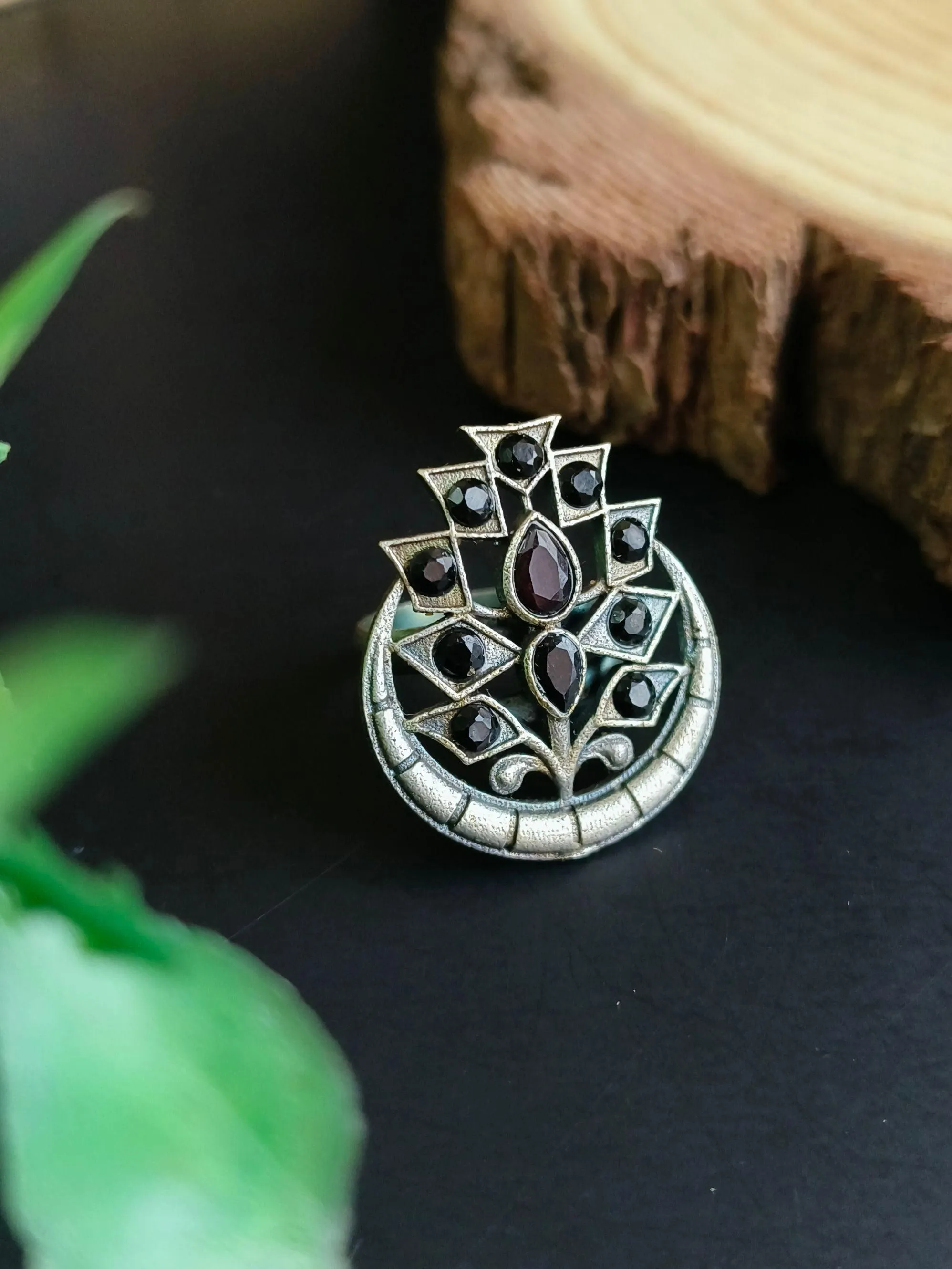 Kundan Oxidised Ring | Sarichka