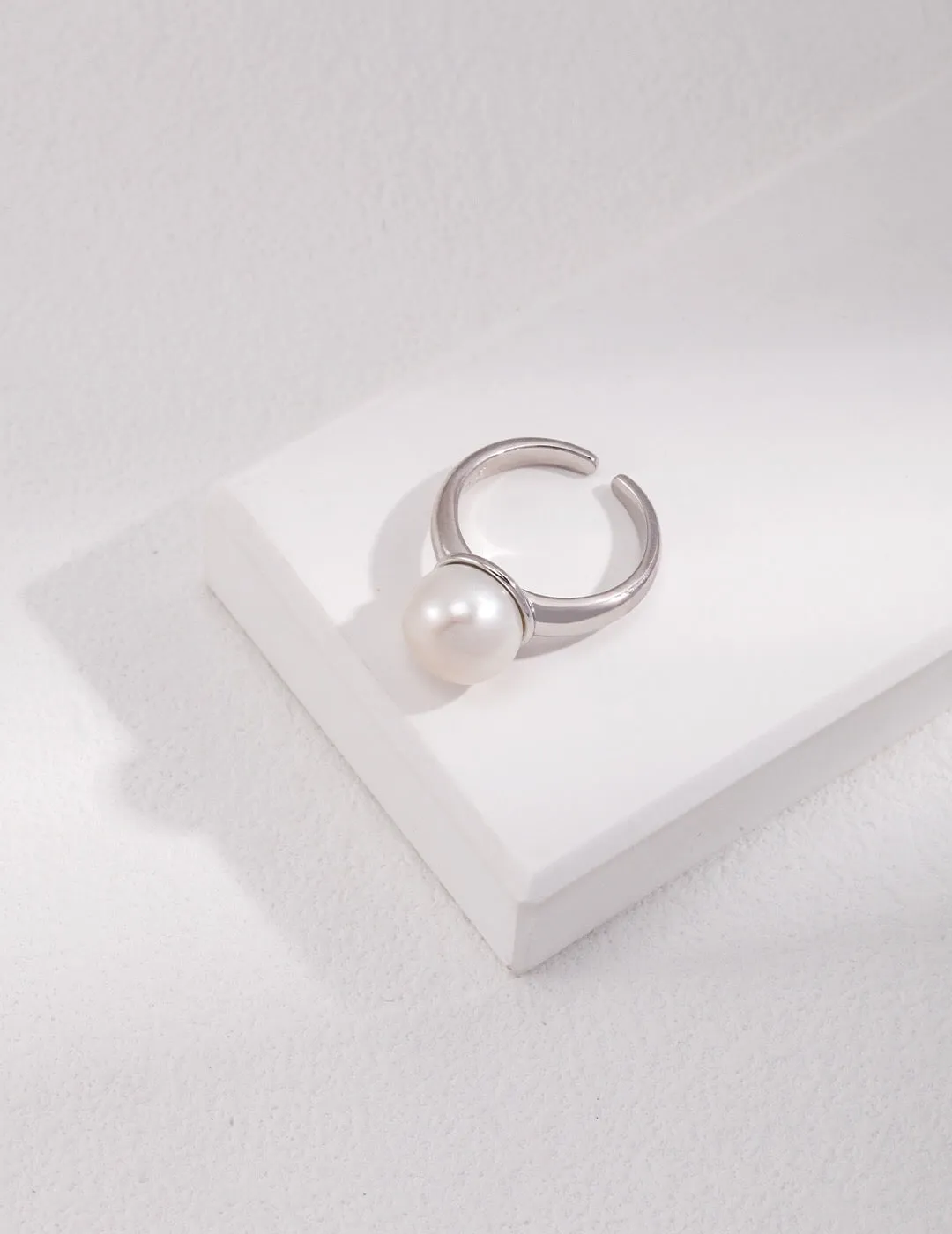 Large Pearl Open Ring in Gold Vermeil