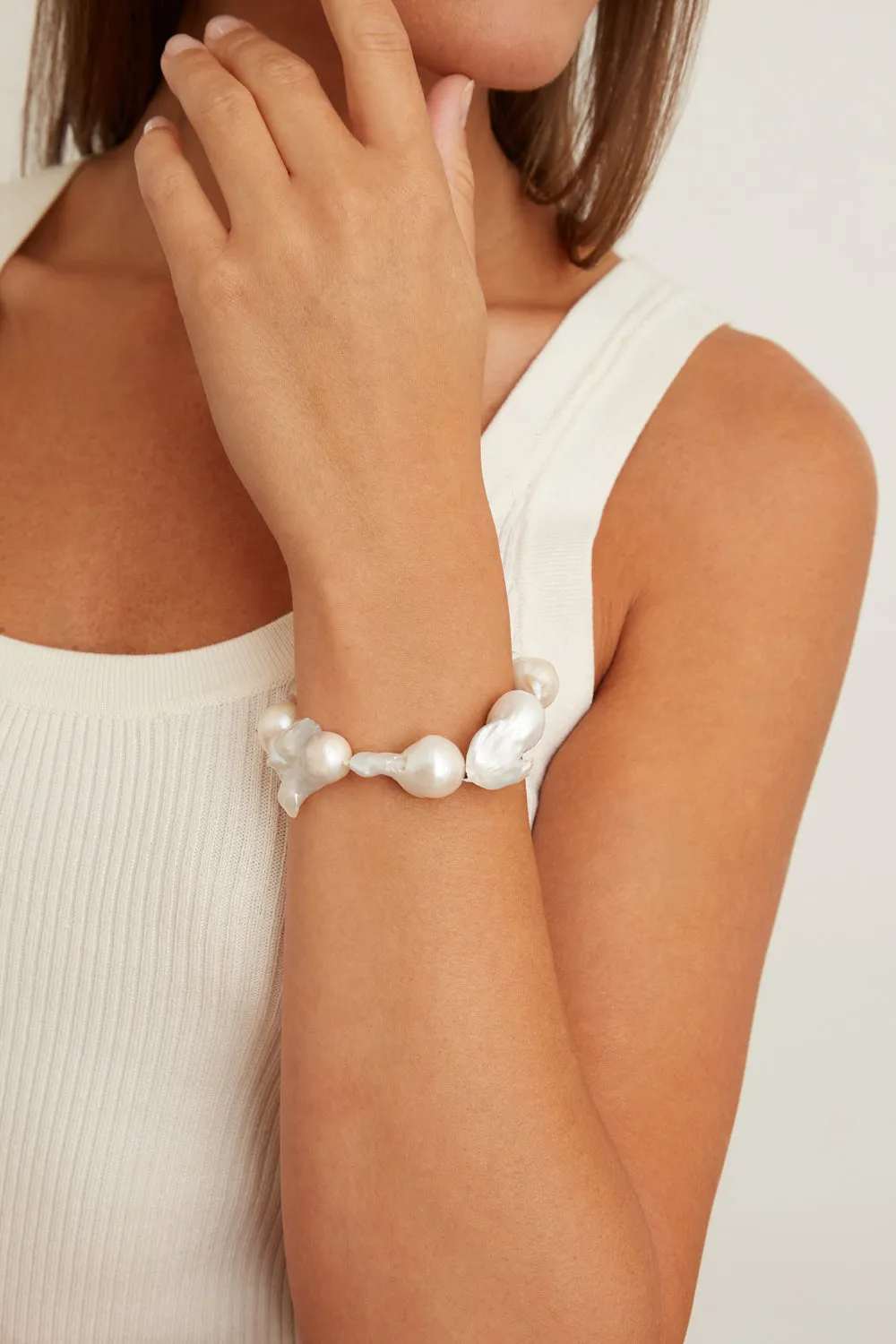 Le Baroque Pearl Bracelet