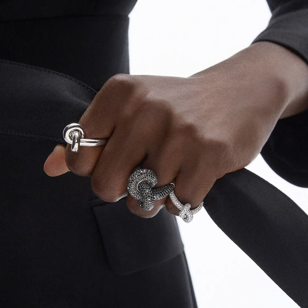 Legacy Knot Big (Fat) 18K Whitegold Ring w. Black Diamonds