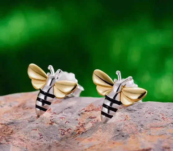 LOVCIA Honey Bee Jewelry Set - Sterling Silver Honey Bee Pendant & Stud Earrings Set