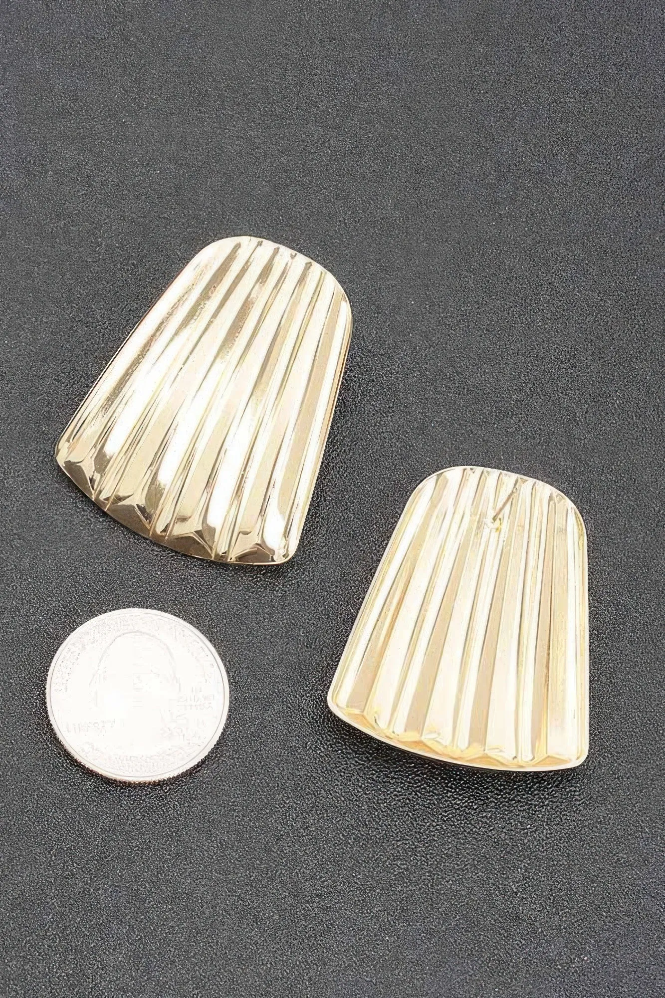Metal Refined Elegant Earring