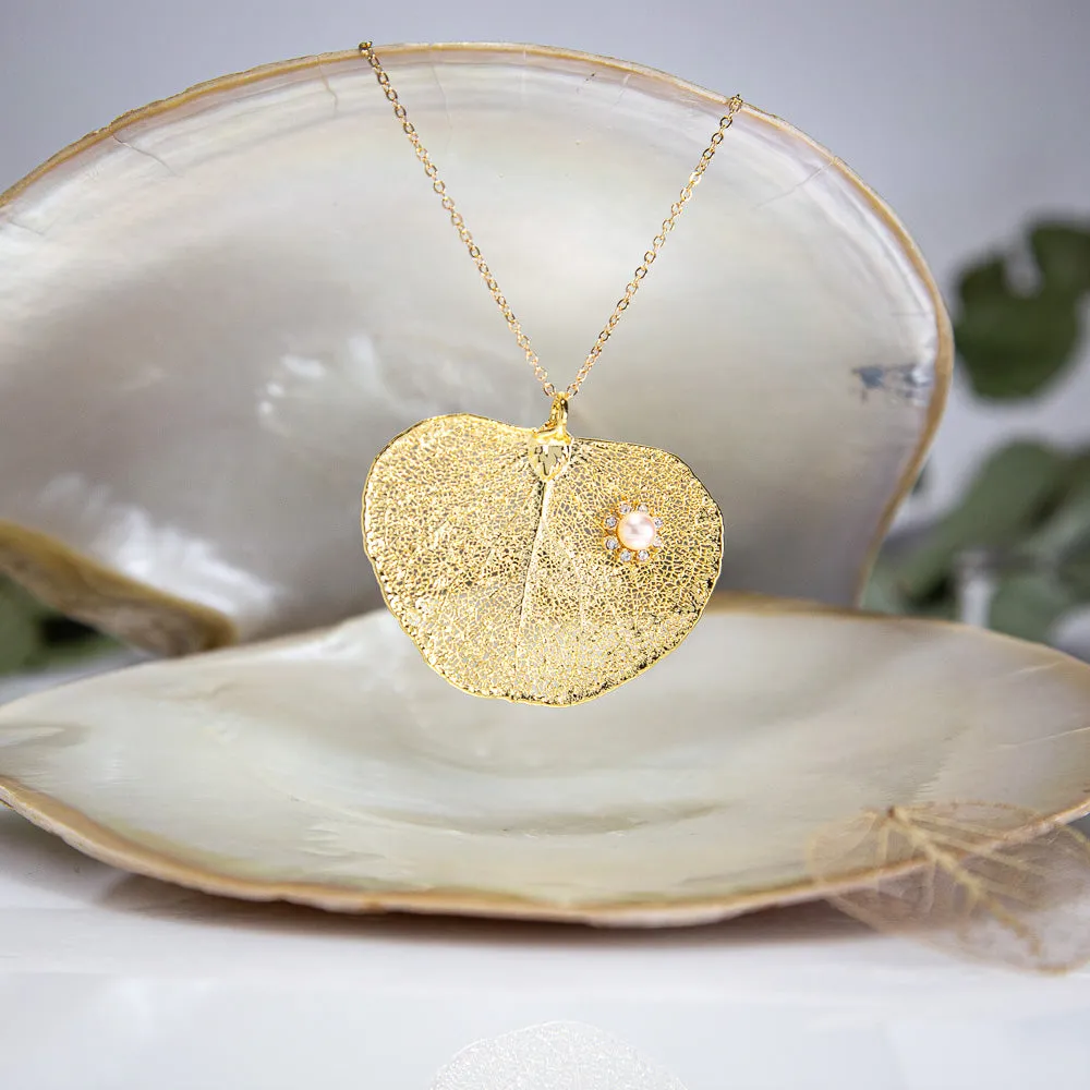 Pearl & Sparkling Zirconia on Apple Gum Eucalyptus Leaf Gold Pendant