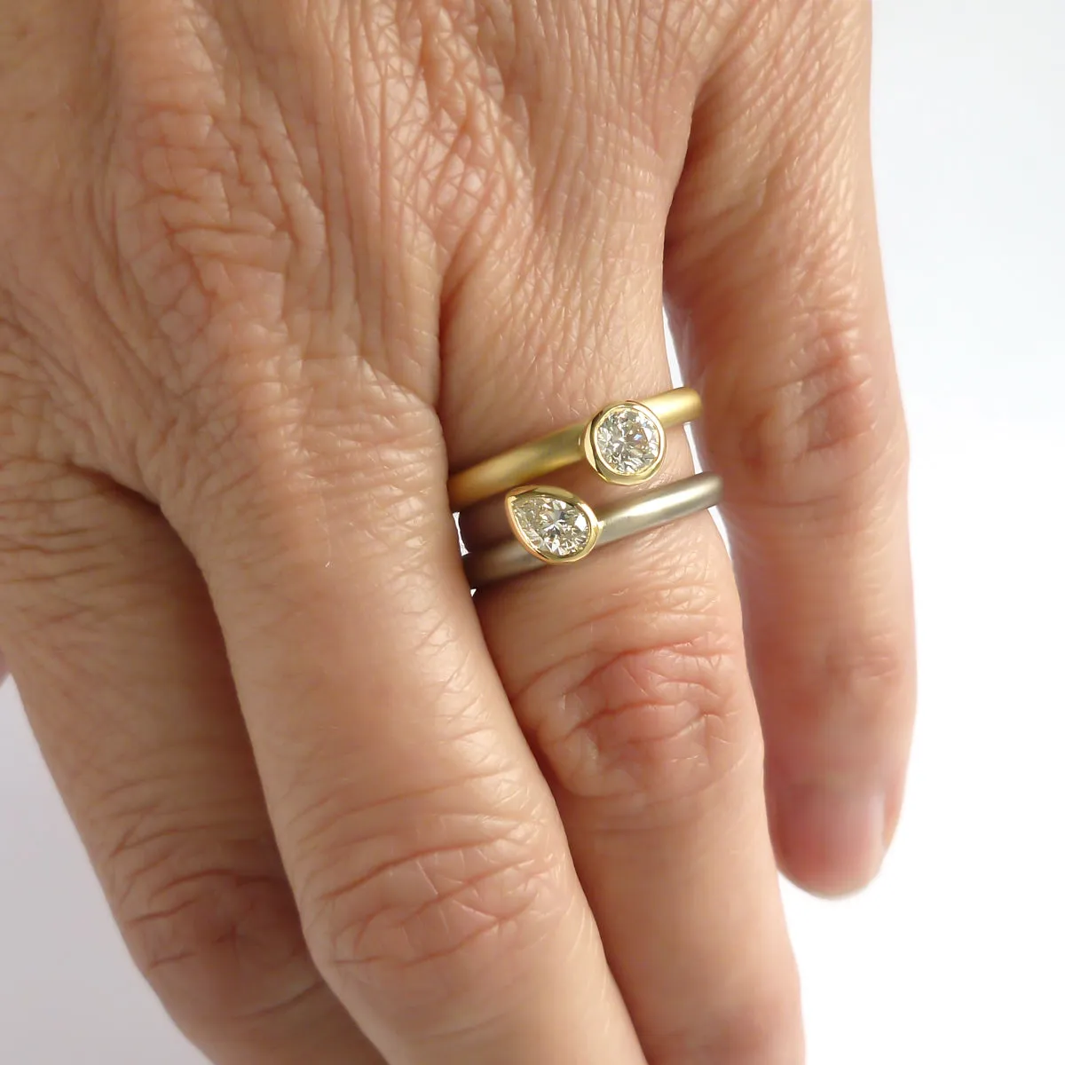Platinum and 18ct yellow gold and diamond ringset