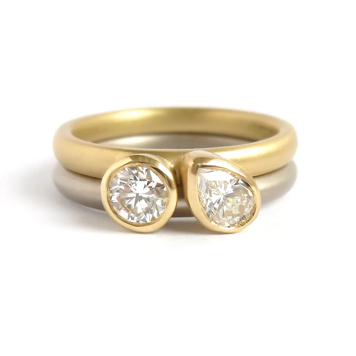 Platinum and 18ct yellow gold and diamond ringset