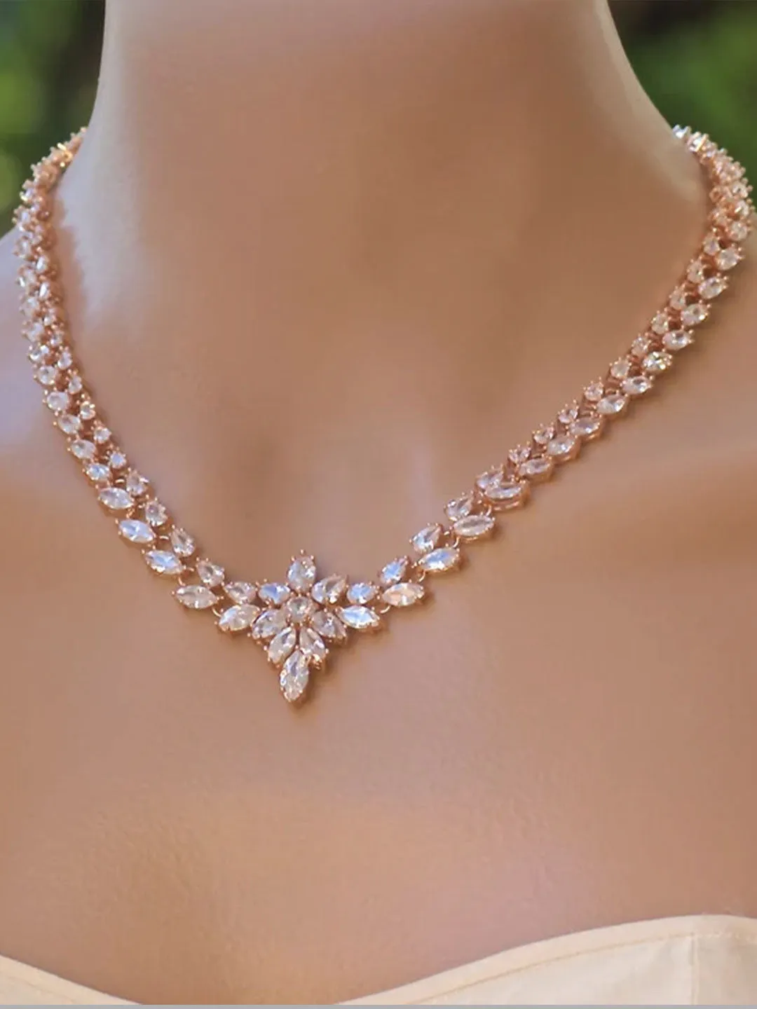 Rose Gold Radiant Blossom Necklace