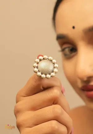 String of Balls Intricate Casual Ring