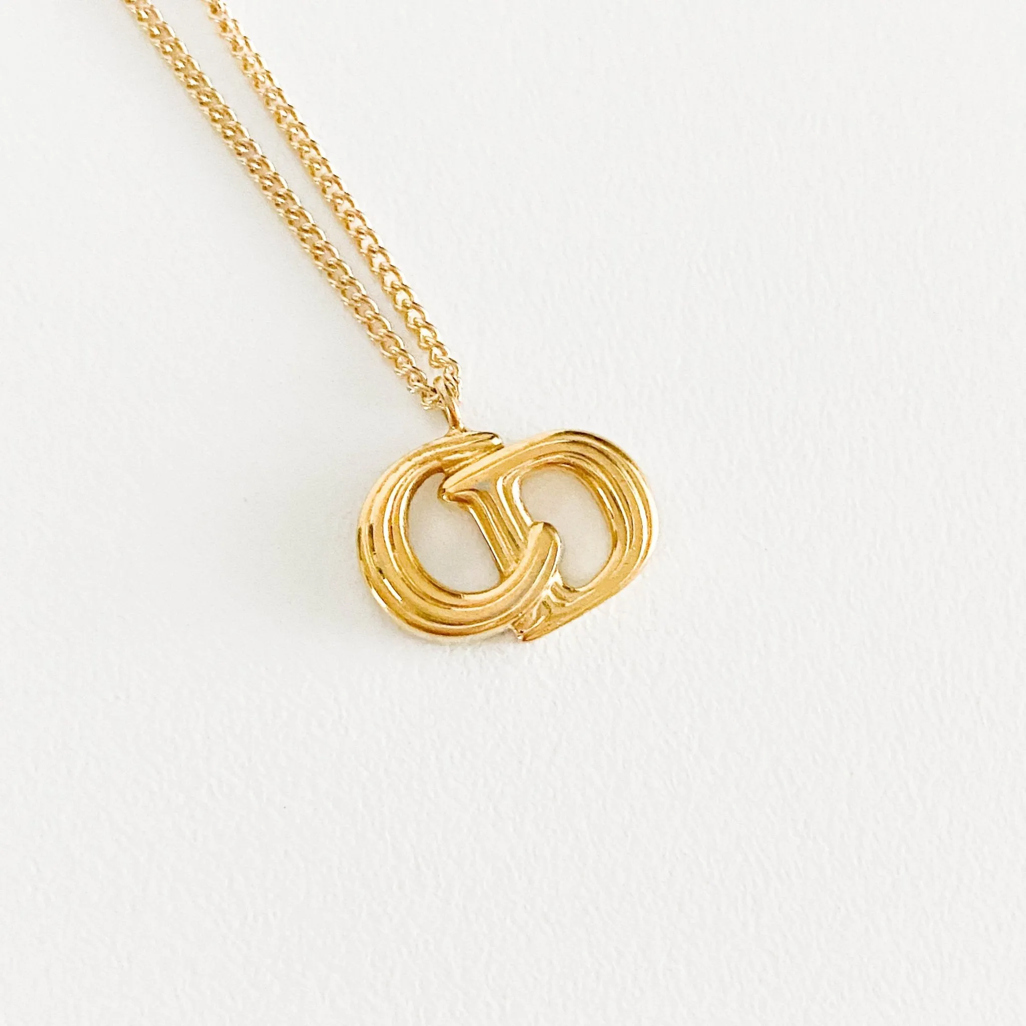 Vintage Dior Logo Plate 44cm Gold Necklace