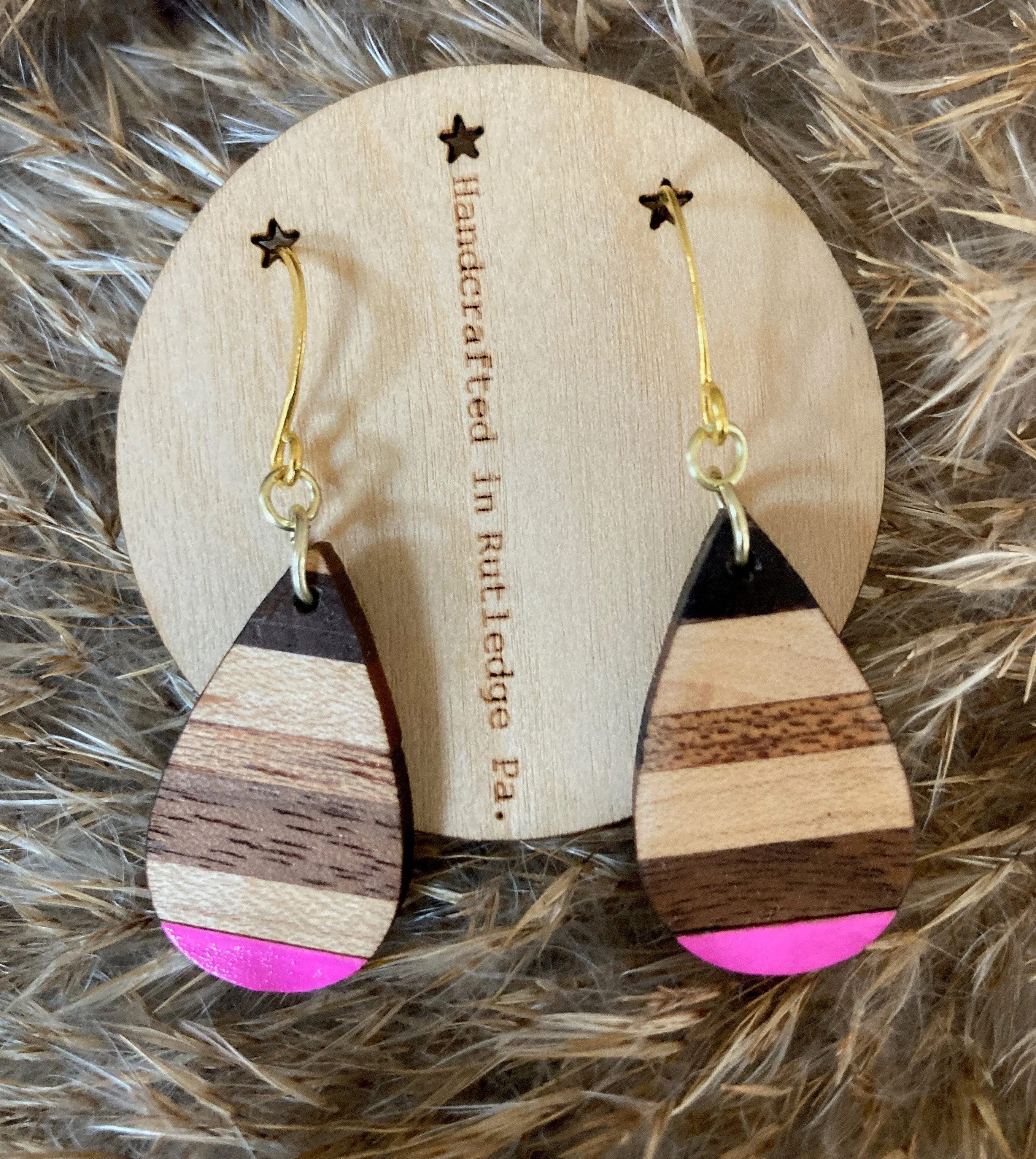 Zebra Teardrop with Pink Tip